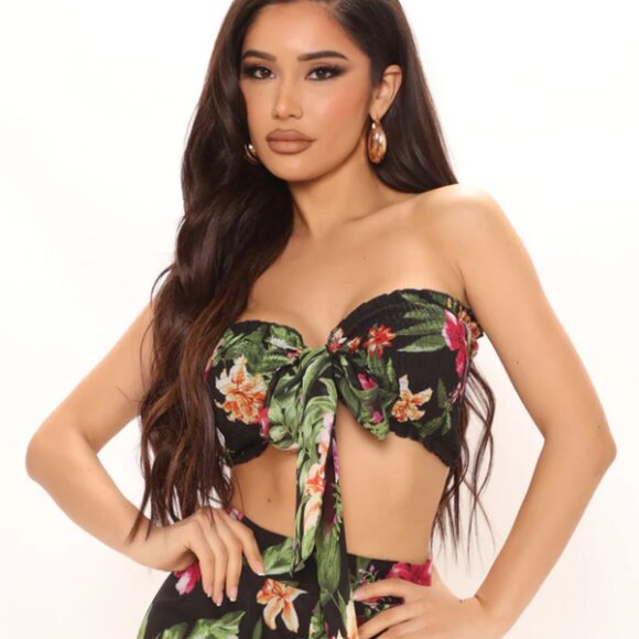 Fashion Nova Junie Tropical Set Top Size L NWT - Picture 2 of 10